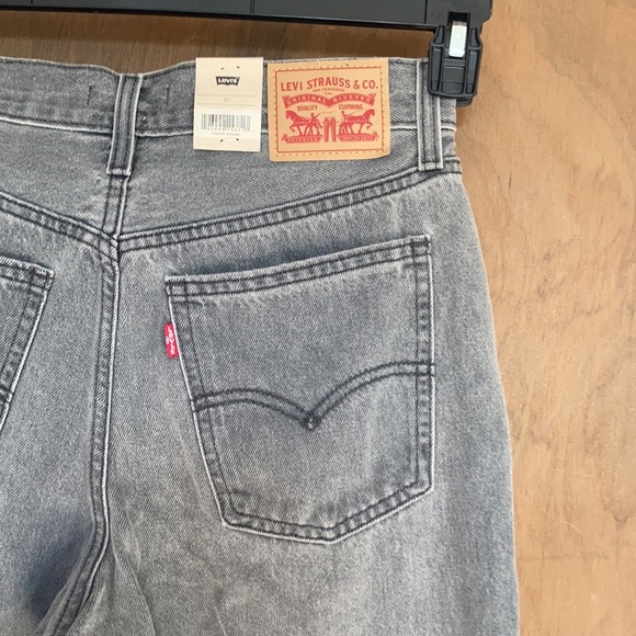 Relisted Levi’s low pro gray midrise straight leg jean splatter detail size 27 - Picture 9 of 17